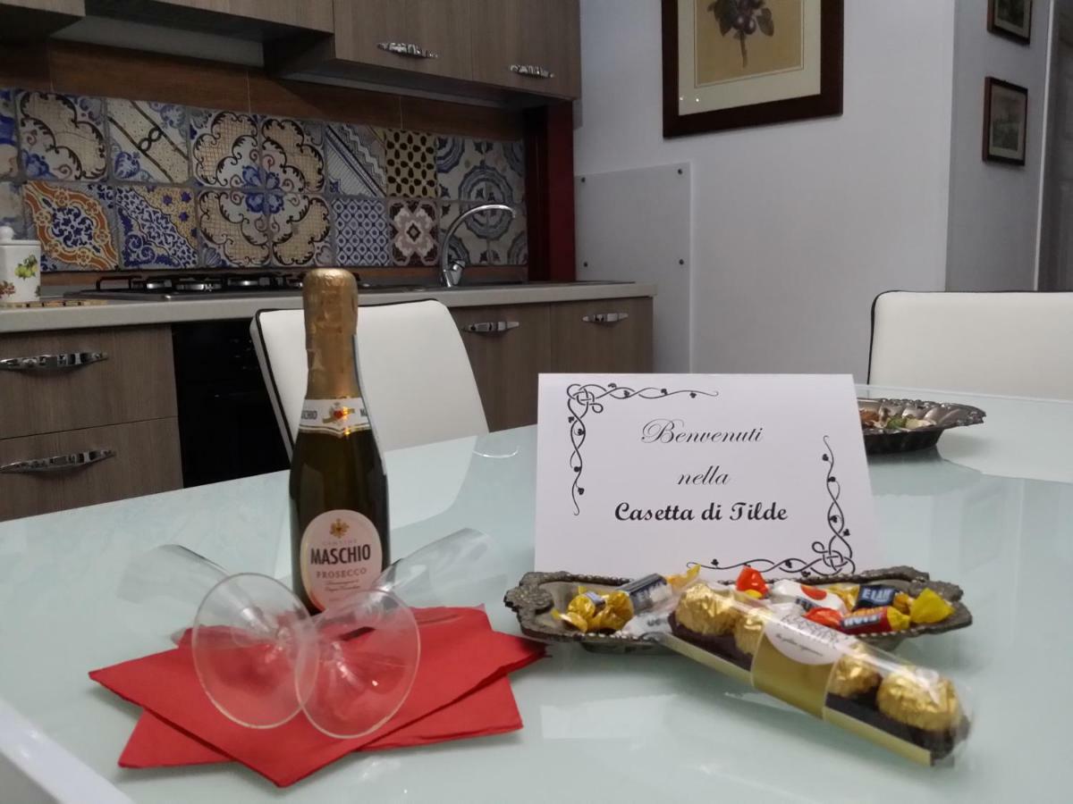 La Casetta Di Tilde 테르미니이메레세 외부 사진